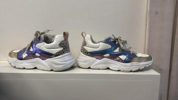 Bunnie jr maat 33 meisje schoen / sneaker beschikbaar voor biedingen