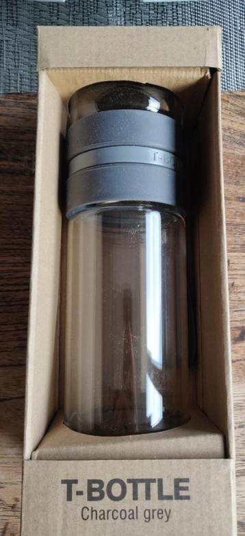 Tea bottle beschikbaar voor biedingen