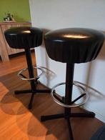 Set van 2 zwarte barkrukken, Gebruikt, Met voetsteun, Ophalen of Verzenden, Metaal