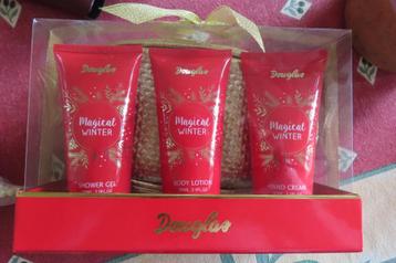 Douglas Gift set met bodylotion showergel en handcreme beschikbaar voor biedingen
