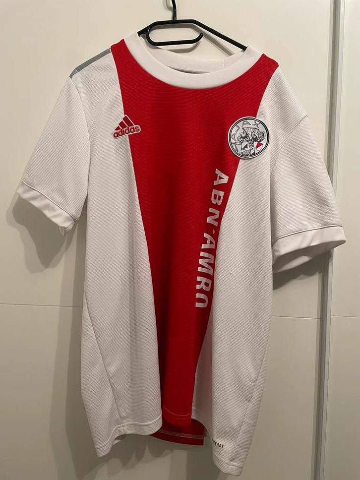 Ajax shirt XL  21/22 compleet met broek en sokken, Kinderen en Baby's, Carnavalskleding en Verkleedspullen, Zo goed als nieuw