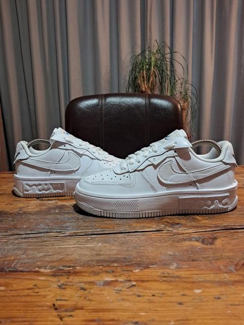 Nike Air Force 1 Fontanka 'Triple White' Size 36,5, Kleding | Dames, Schoenen, Zo goed als nieuw, Sneakers of Gympen, Wit, Ophalen of Verzenden