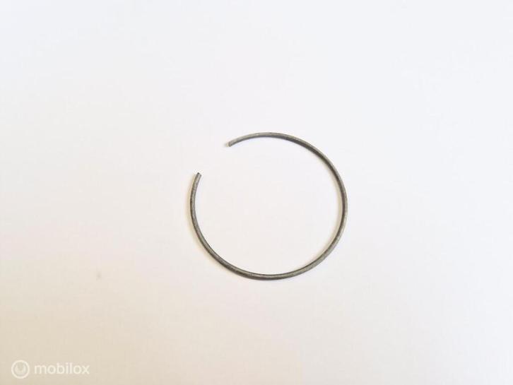 Klem ring naafkap velg Volvo 1325483, Auto diversen, Wieldoppen, Gebruikt, Ophalen of Verzenden