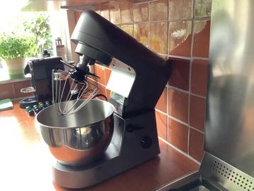 Tomado elektrische mixer TM 2414 met alle accessoires  beschikbaar voor biedingen