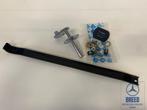 NOS montageset middenarmsteun voor Mercedes-Benz W123 1e + 2, -, Nieuw, Ophalen of Verzenden, -