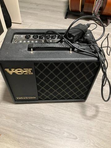 VOX VT20X VALVETRONIX 100 Euro vaste prijs!!!! beschikbaar voor biedingen