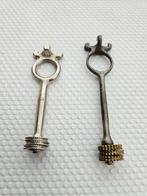 Jachthulzen schrapers kaliber 16., Verzamelen, Militaria | Algemeen, Ophalen of Verzenden, Landmacht, Nederland, Embleem of Badge