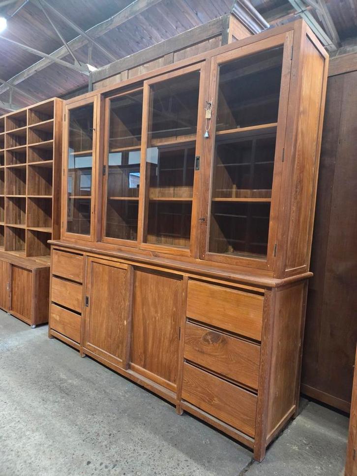 Prachtige teakhouten buffetkast / vitrinekast / boekenkast, Huis en Inrichting, Kasten | Ladekasten, Zo goed als nieuw, 200 cm of meer