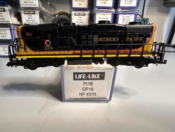 Life like Diesellocomotief GP-18 en SD-7 beschikbaar voor biedingen