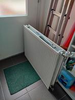 Radiator 70x90 met voetventiel, Doe-het-zelf en Verbouw, Verwarming en Radiatoren, Ophalen, Radiator, Zo goed als nieuw, 60 tot 150 cm