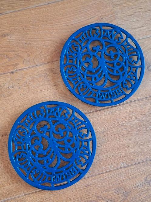 2 mooie donkerblauwe onderzetters WISH (fish z21XuquDAessyQ), Huis en Inrichting, Woonaccessoires | Onderzetters, Zo goed als nieuw