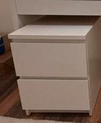 Malm nachtkastje - Zo goed als nieuw!, Huis en Inrichting, Bureaus, Ophalen, Zo goed als nieuw