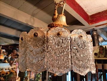 Vintage mid century hanglamp met frosted ice glas. Jaren 60 beschikbaar voor biedingen