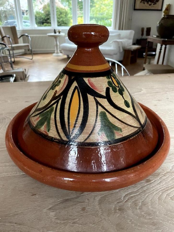 Marokaanse aardewerken tajine, Huis en Inrichting, Keuken | Potten en Pannen, Zo goed als nieuw, Overige typen, Overige materialen