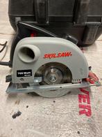 Te koop kleine cirkelzaag, Doe-het-zelf en Verbouw, Gereedschap | Zaagmachines, Ophalen, Cirkelzaag, 600 tot 1200 watt, 30 tot 70 mm