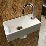 Fontijntje met kraan, Ophalen, Zo goed als nieuw, Kraan