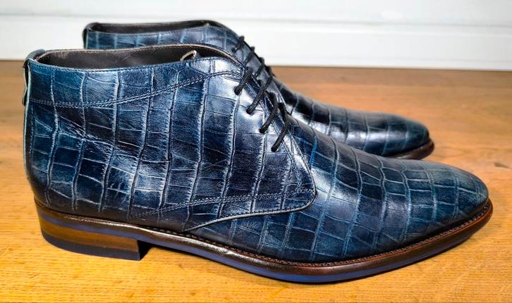 Floris van Bommel halfhoge herenschoenen maat 7,5 / 41,5, Kleding | Heren, Schoenen, Zo goed als nieuw, Veterschoenen, Blauw, Ophalen