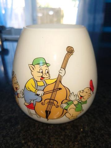 Retro vintage lampenkap  beschikbaar voor biedingen