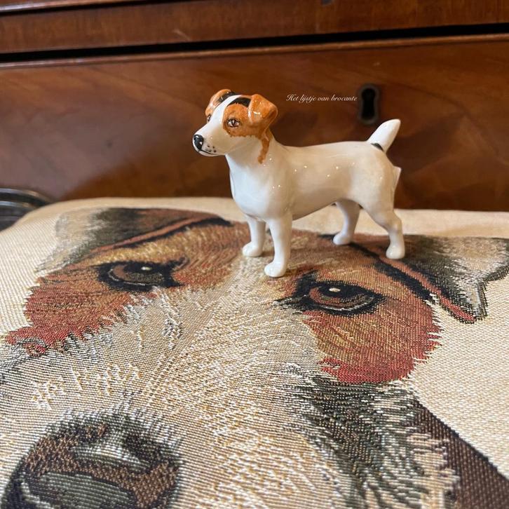 Engelse brocante porseleinen miniatuur Jack Russel Beswick, Antiek en Kunst, Curiosa en Brocante, Ophalen of Verzenden