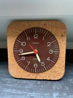 Vintage Kurken Klok - Inproco Quartz, Ophalen of Verzenden, Gebruikt, Analoog, Wekker of Tafelklok