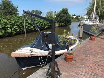 Mooie Arie Wiegmans 21 sloep met sterke  Yanmar diesel  beschikbaar voor biedingen