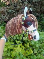 Hobbyhorse met bruine vlekken, Hobby en Vrije tijd, Overige Hobby en Vrije tijd, Ophalen of Verzenden, Nieuw