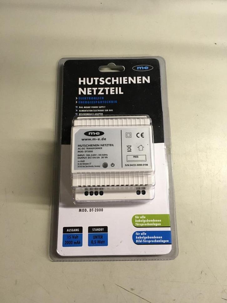 netvoeding 15V/2A (11-17V) ME DT-2000, Hobby en Vrije tijd, Elektronica-componenten, Nieuw, Ophalen of Verzenden