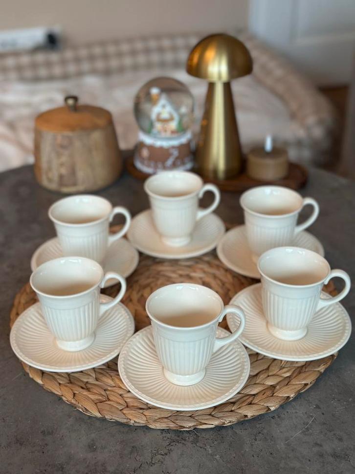 Wedgwood Edme Koffiekop en Schotel 6 stuks, Huis en Inrichting, Keuken | Servies, Gebruikt, Kop(pen) en/of Schotel(s), Wedgwood
