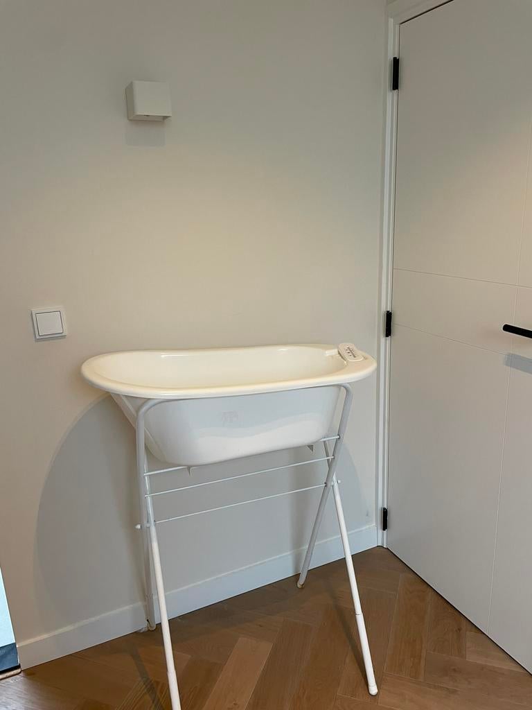 Babybadje met standaard, compleet babybadje, Ophalen of Verzenden