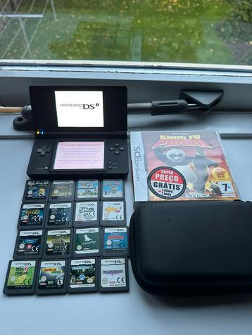 Nintendo dsi | 17 spellen | hoes beschikbaar voor biedingen