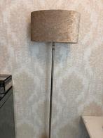 Goed kleur vloerlamp, Huis en Inrichting, Lampen | Vloerlampen, Ophalen of Verzenden, Zo goed als nieuw