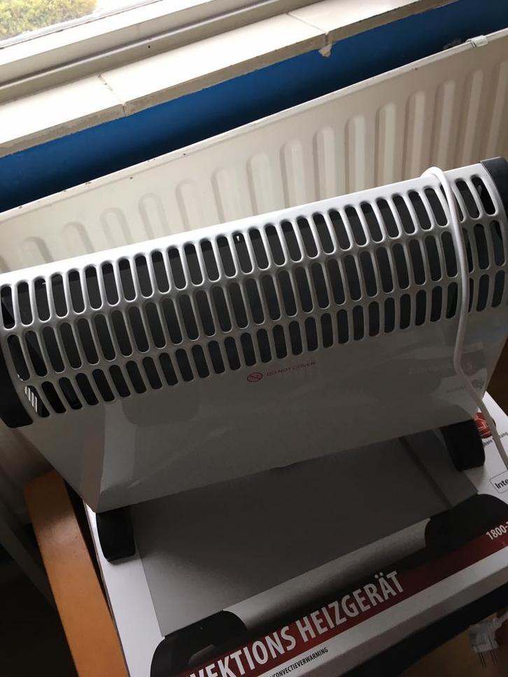 Draagbare elektrische (Convector) kachel als Nieuw., Doe-het-zelf en Verbouw, Verwarming en Radiatoren, Zo goed als nieuw, Kachel