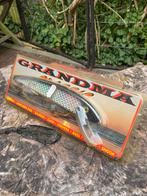 Originele Classic Grandma 23cm Silver/Black kunstaas. Uniek, Ophalen of Verzenden, Nieuw, Overige typen