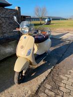 Vespa scooter crème piaggio, Fietsen en Brommers, Scooters | Vespa, Ophalen, Gebruikt, Maximaal 45 km/u, Vespa LXV