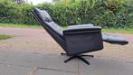 Relax fauteuil de  Toekomst  dik zwart kwaliteitsleer, Huis en Inrichting, Fauteuils, Ophalen, Minder dan 75 cm, Leer, Zo goed als nieuw