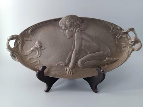 WMF Jugendstil Art Nouveau schaaltje meisje met slak, Antiek en Kunst, Antiek | Tin, Ophalen of Verzenden