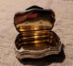 Zilveren doosje, verguld van binnen,., Ophalen of Verzenden