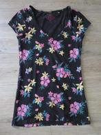 Shirt Zwart met bloemen Maat 34/XS, Zwart, Ophalen of Verzenden, Zo goed als nieuw, Korte mouw