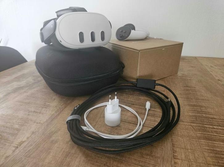 Meta Quest 3 512GB + Elite Strap + Travelcase + Link-kabel, Spelcomputers en Games, Virtual Reality, Zo goed als nieuw, Overige platformen