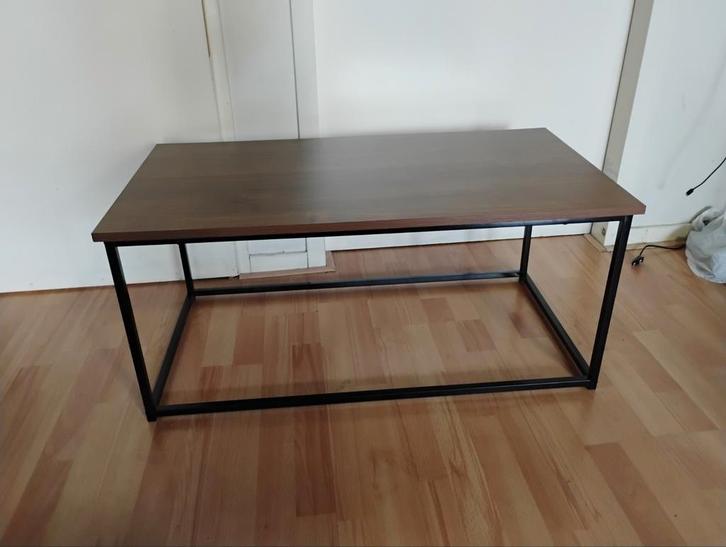 Salontafel met houten blad en metalen frame, Huis en Inrichting, Tafels | Salontafels, Gebruikt, Minder dan 50 cm, 50 tot 100 cm