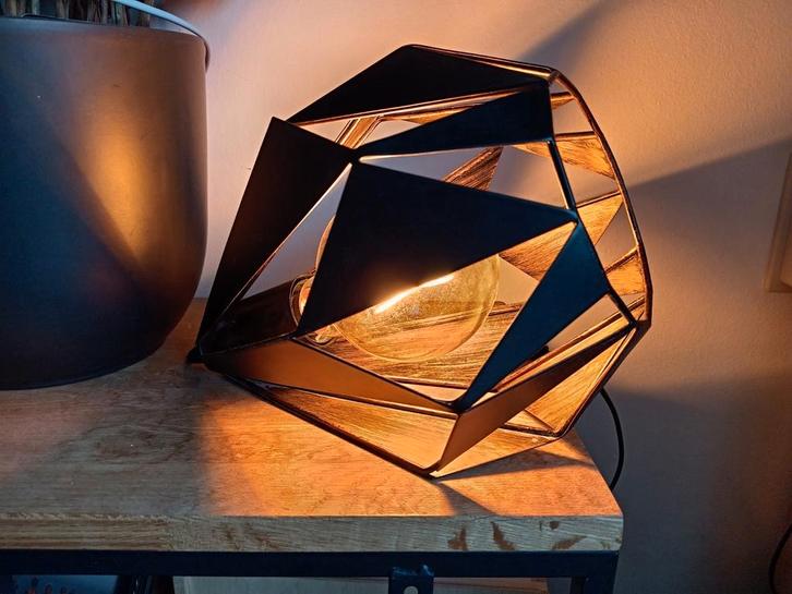 Eglo liggende lamp inclusief LED licht, Huis en Inrichting, Lampen | Lampenkappen, Zo goed als nieuw, Ovaal, Zwart, Ophalen