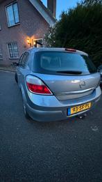 Opel Astra 1.6 16V 5D 77KW 2005 Grijs -  NIEUWE MOTOR, Auto's, Opel, Voorwielaandrijving, 15 km/l, 4 cilinders, 1165 kg