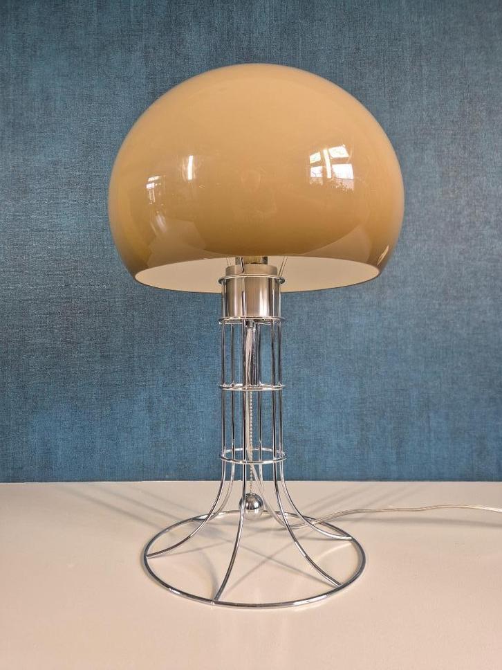 Vintage tafellamp - Herda - Jaren 70, Huis en Inrichting, Lampen | Tafellampen, Zo goed als nieuw, 50 tot 75 cm, Metaal, Ophalen of Verzenden