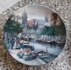 Royal Mosa Bord Koos van Loon Amsterdamse Bloemengracht, Ophalen of Verzenden, Zo goed als nieuw, Bord(en), Overige stijlen