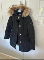Woolrich meisjesjas, Ophalen of Verzenden, Zo goed als nieuw, Maat 34 (XS) of kleiner, Zwart