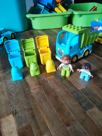 Duplo Vuilniswagen - Mist Bezem en Tafeltje beschikbaar voor biedingen