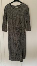 Mooie jurk maat 42 - ZGAN, Overige kleuren, Maat 42/44 (L), Ophalen of Verzenden, Zo goed als nieuw