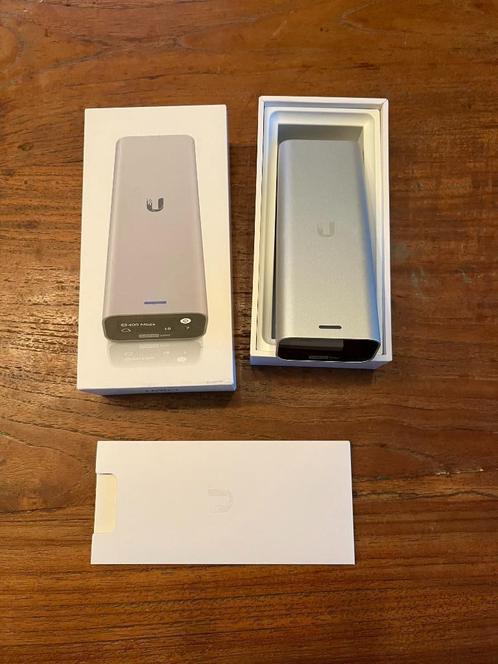 Ubiquity Unify cloud key gen2 UCK-G2 (incl. 8Gb SD), Computers en Software, Netwerk switches, Zo goed als nieuw, Ophalen of Verzenden