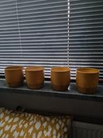 4 okergele bloempotjes  vasten prijs 4 voor 10,- euro, Tuin en Terras, Bloempotten, Rond, Binnen, Zo goed als nieuw, Minder dan 40 cm