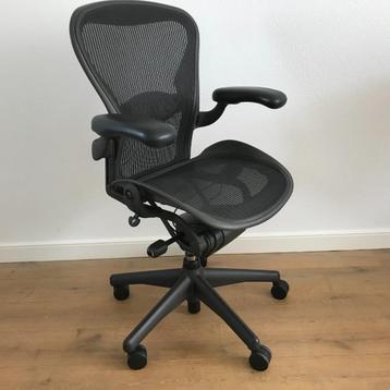 4 Bureaustoel Herman Miller Aeron B classic zwart beschikbaar voor biedingen
